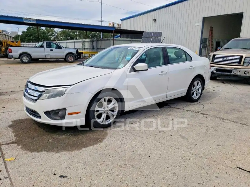 2012 Ford FUSION photo