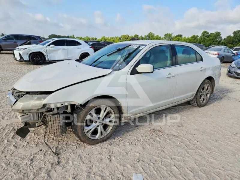 2012 Ford FUSION фото