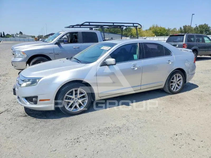 2012 Ford FUSION фото