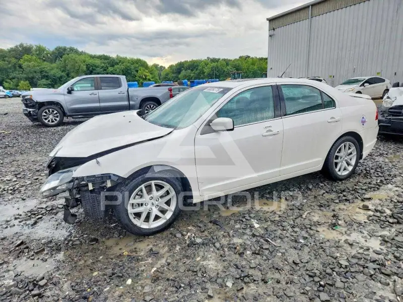2012 Ford FUSION фото
