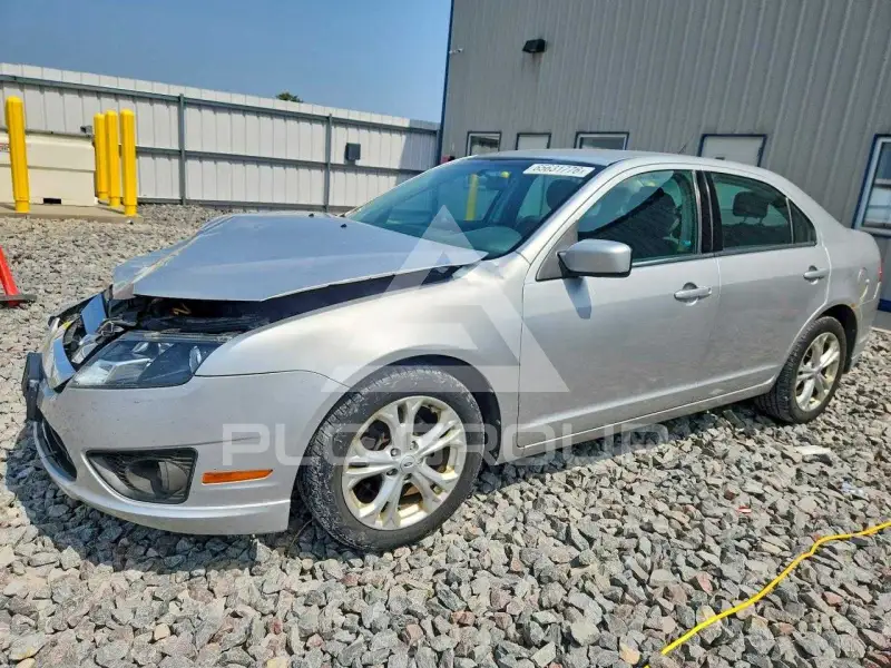 2012 Ford FUSION фото