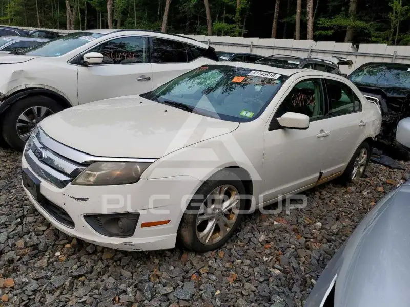 2012 Ford FUSION фото