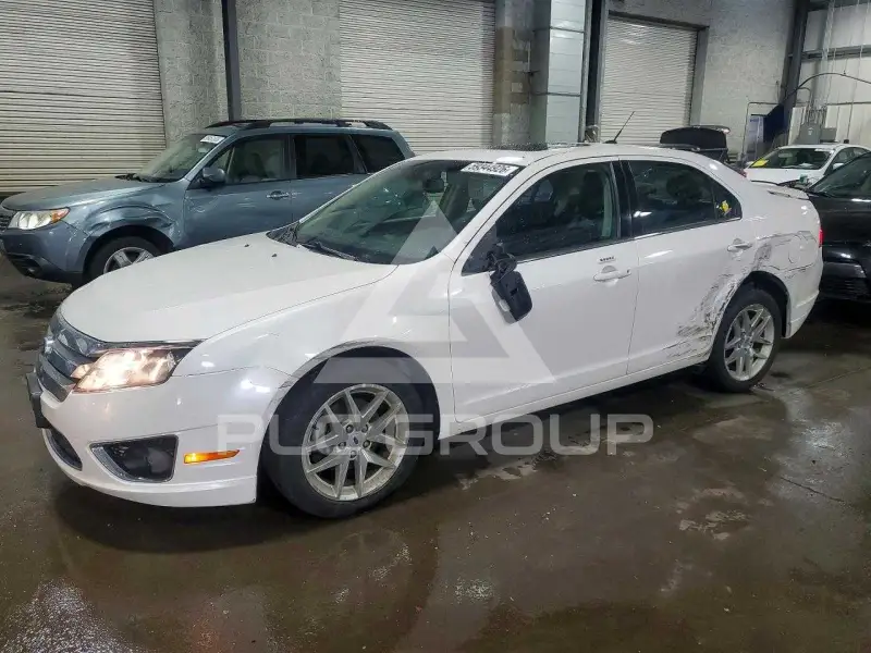 2012 Ford FUSION фото
