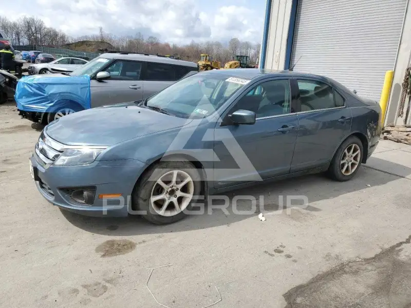 2012 Ford FUSION фото