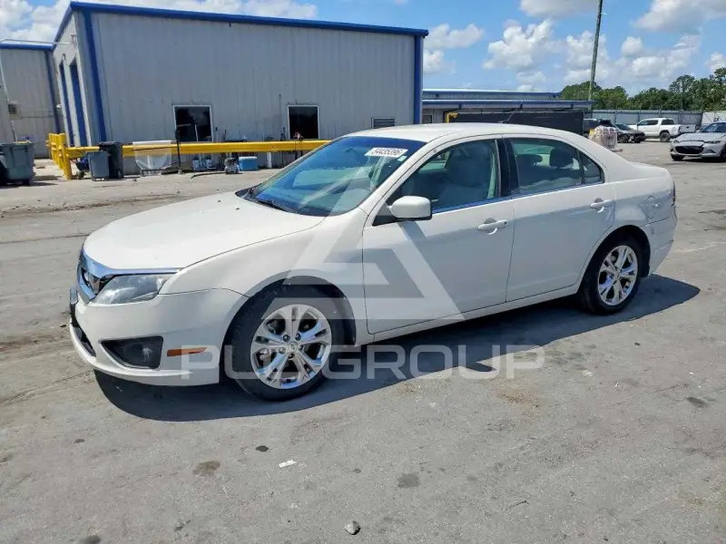 2012 Ford FUSION фото