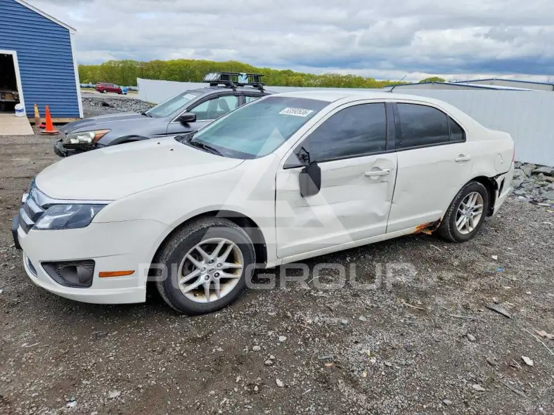 2012 Ford FUSION фото