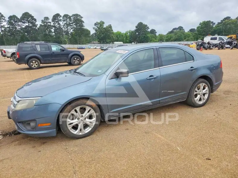 2012 Ford FUSION фото
