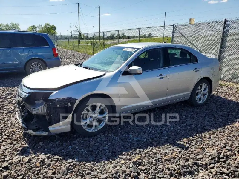 2012 Ford FUSION фото