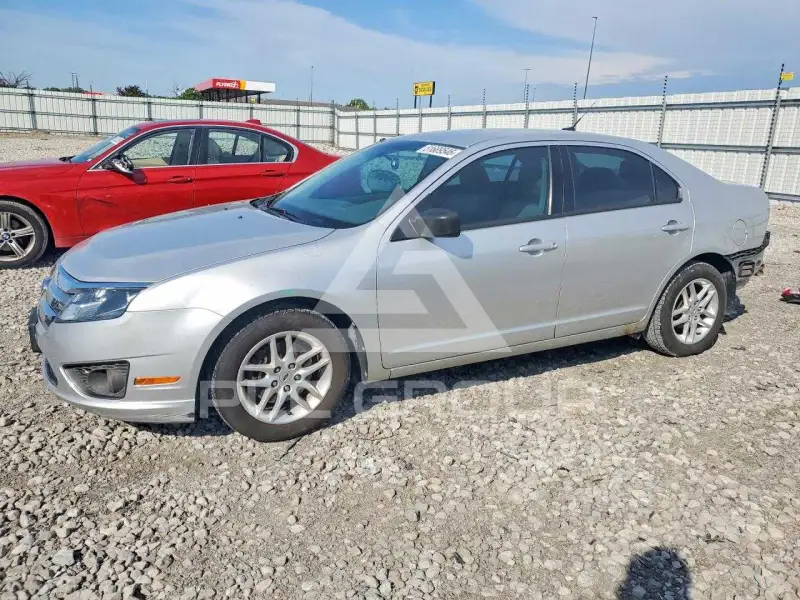 2012 Ford FUSION фото