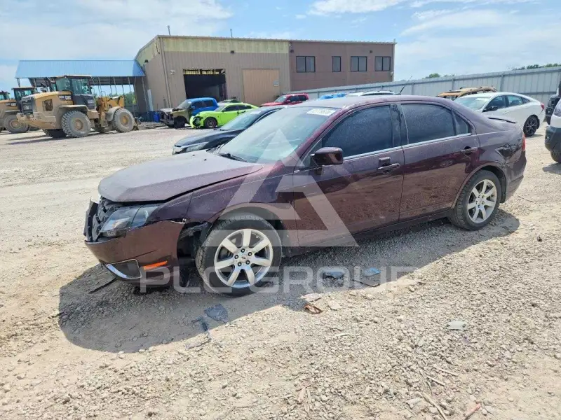 2012 Ford FUSION фото