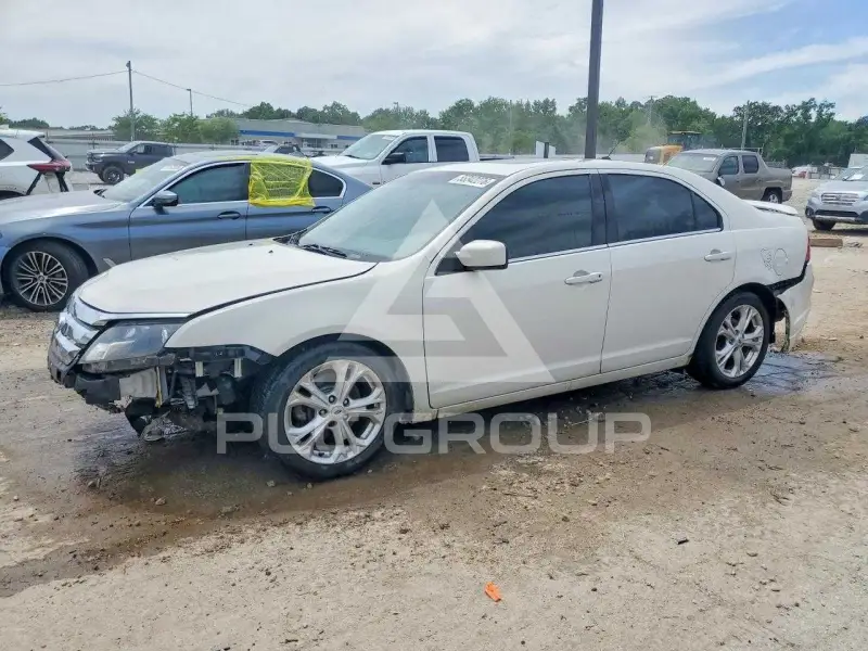 2012 Ford FUSION photo