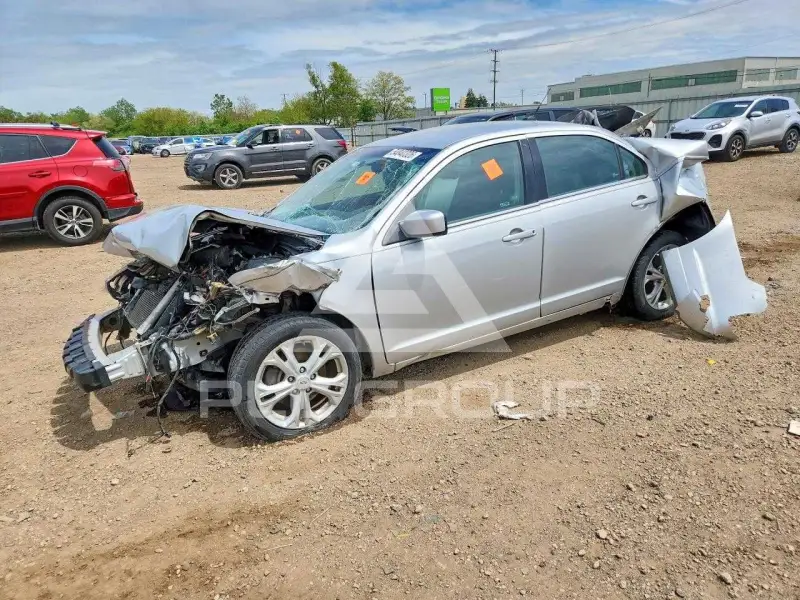 2012 Ford FUSION фото