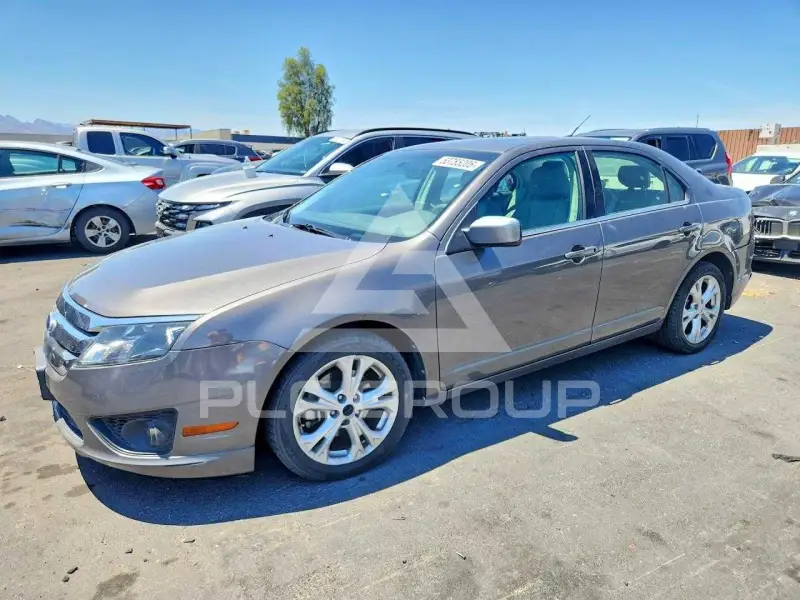 2012 Ford FUSION фото