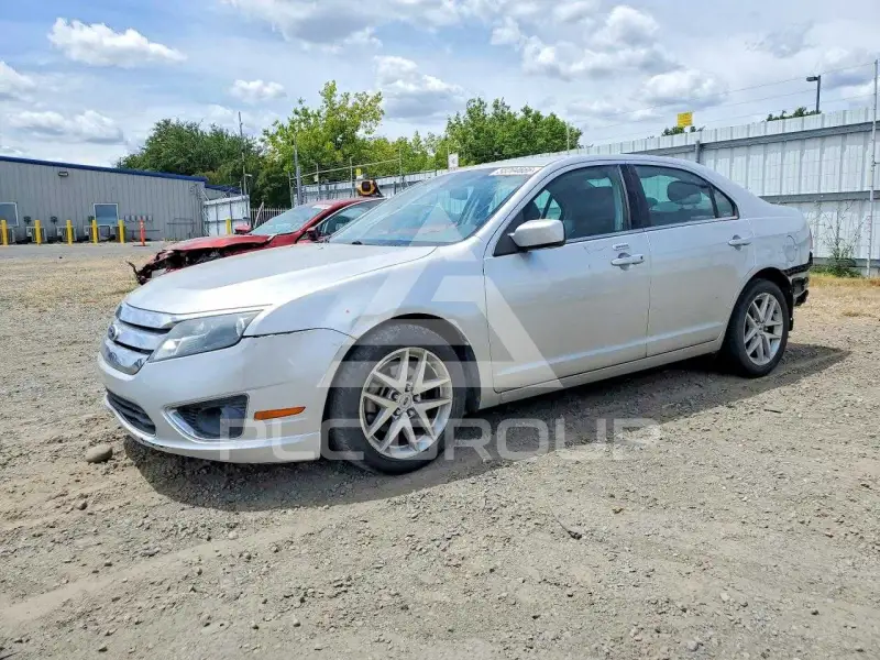2012 Ford FUSION фото