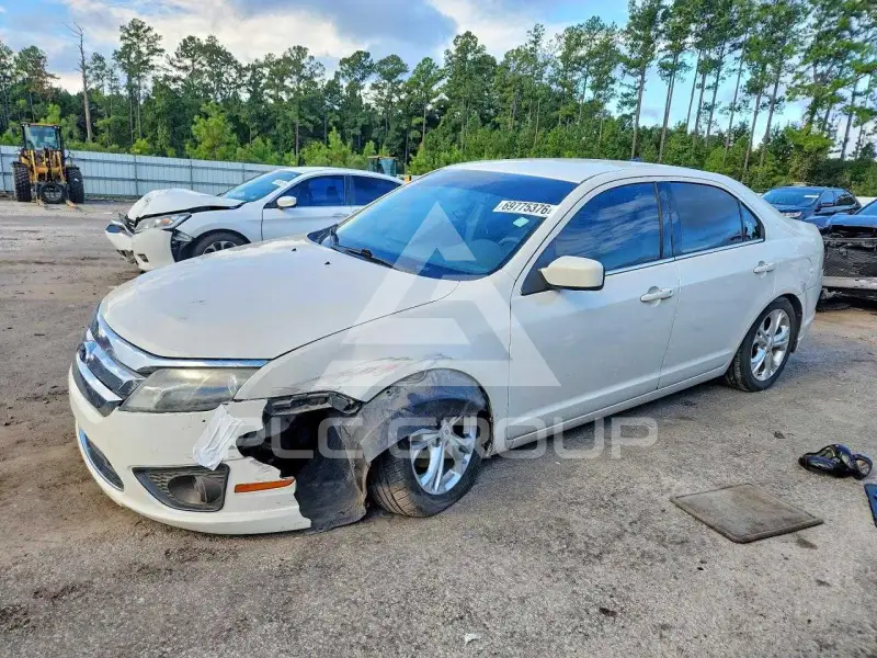 2012 Ford FUSION photo