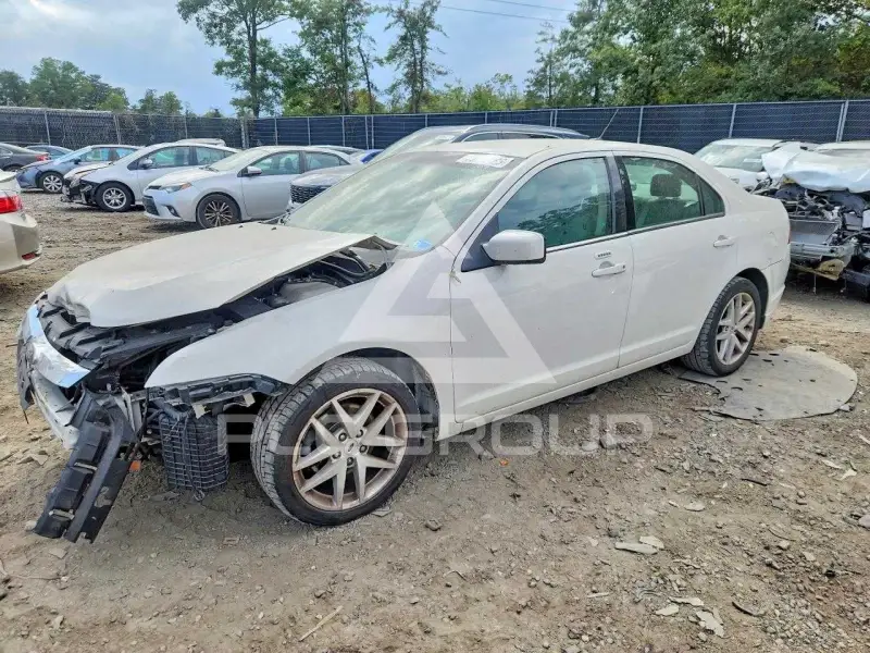 2012 Ford FUSION фото
