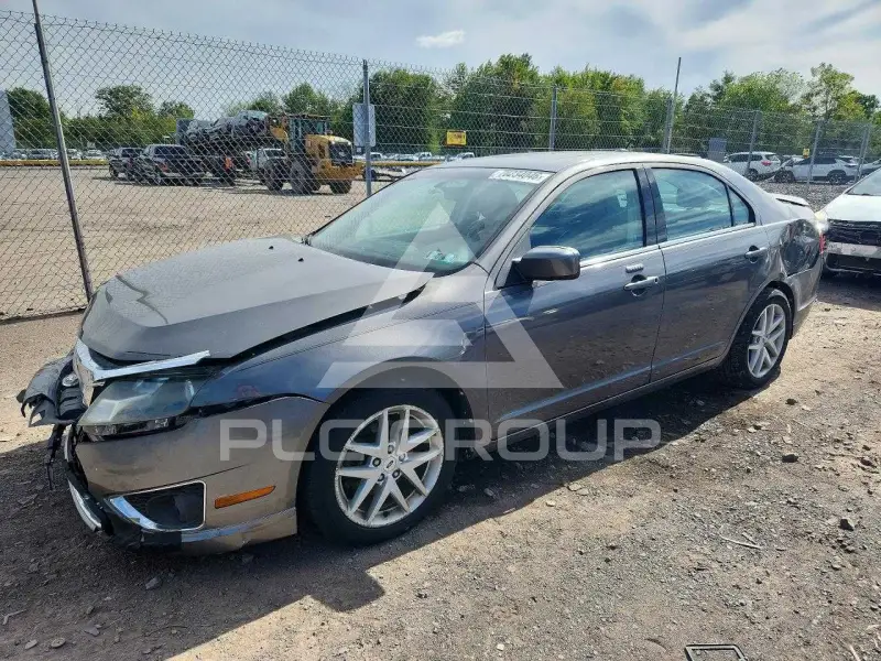 2012 Ford FUSION фото