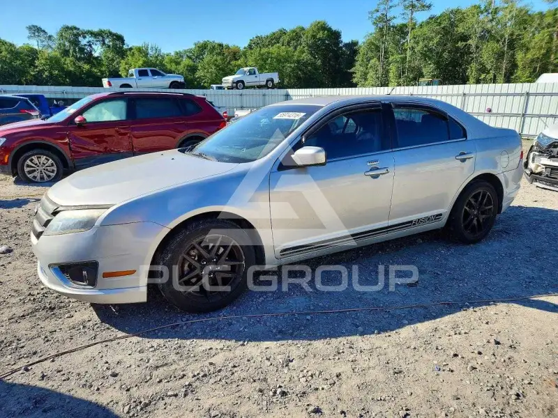 2012 Ford FUSION photo