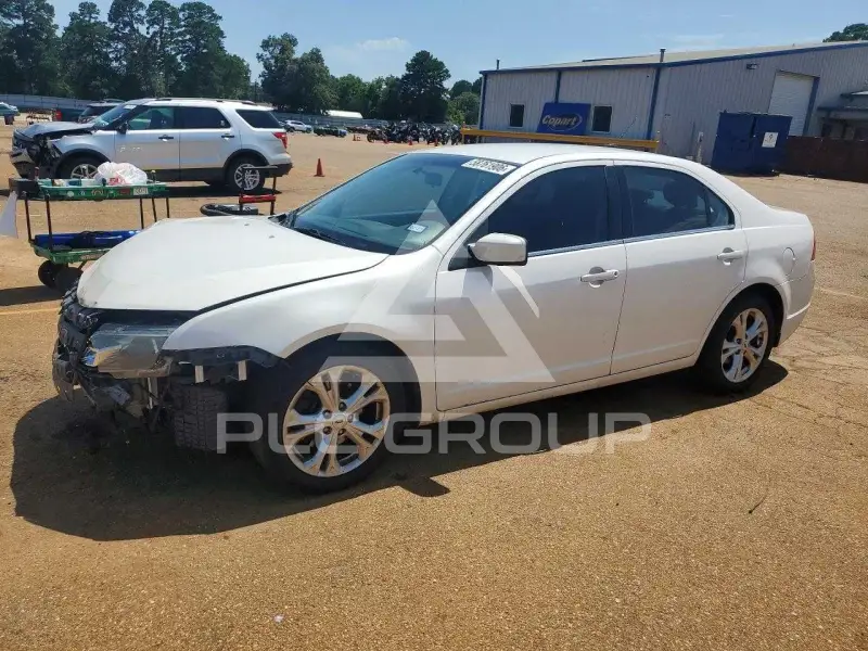 2012 Ford FUSION фото