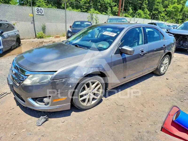 2012 Ford FUSION фото