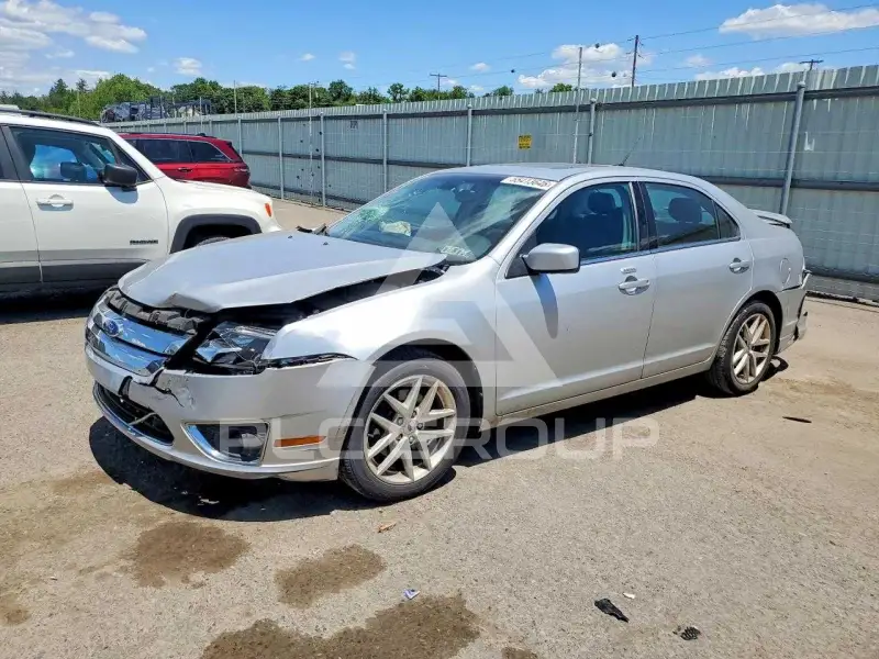 2012 Ford FUSION photo