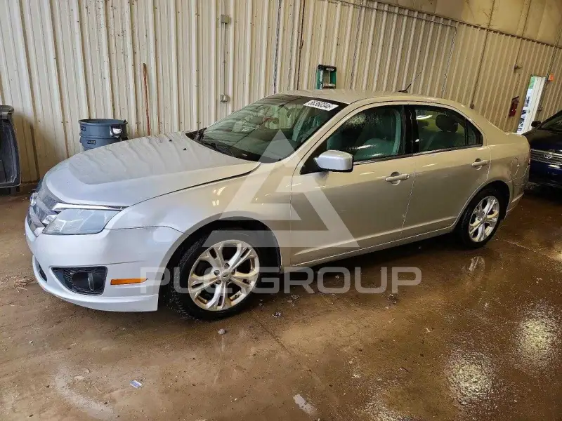 2012 Ford FUSION фото
