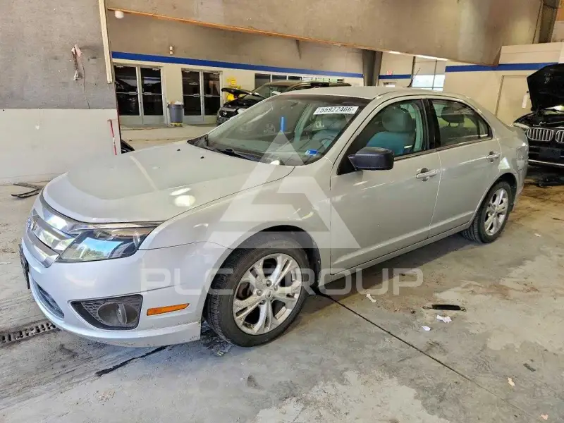 2012 Ford FUSION photo