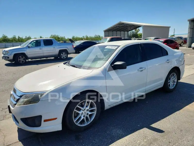 2012 Ford FUSION фото