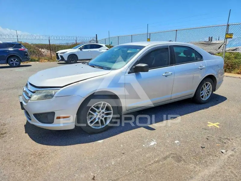 2012 Ford FUSION photo