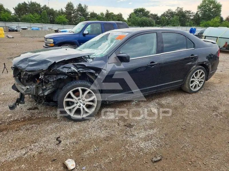 2012 Ford FUSION фото