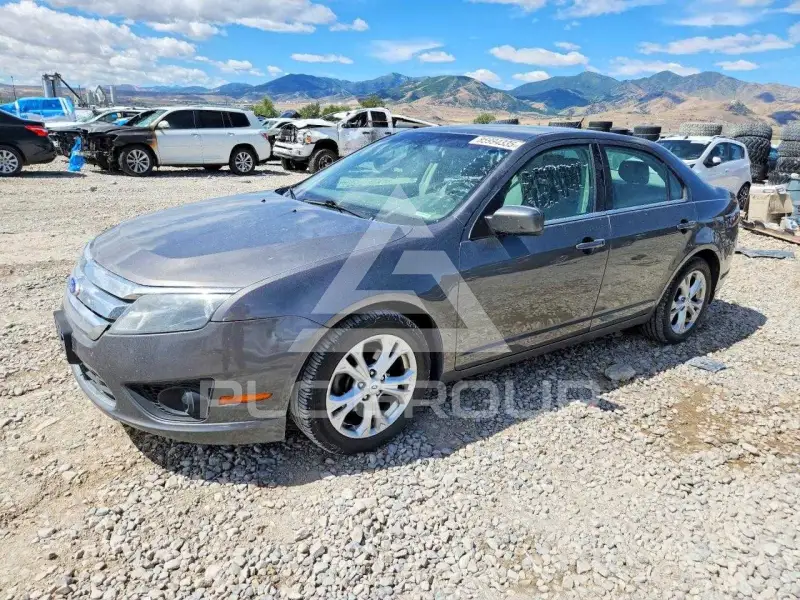 2012 Ford FUSION фото