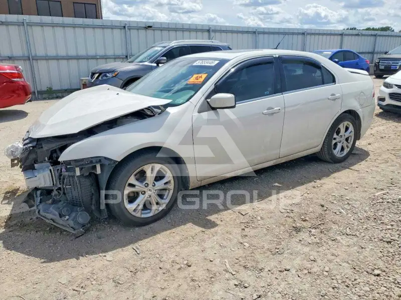 2012 Ford FUSION фото