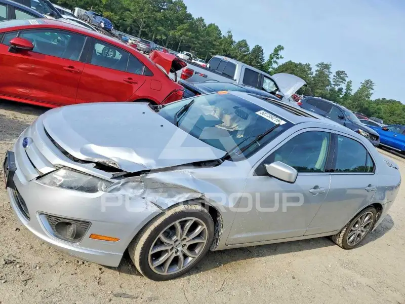 2012 Ford FUSION фото
