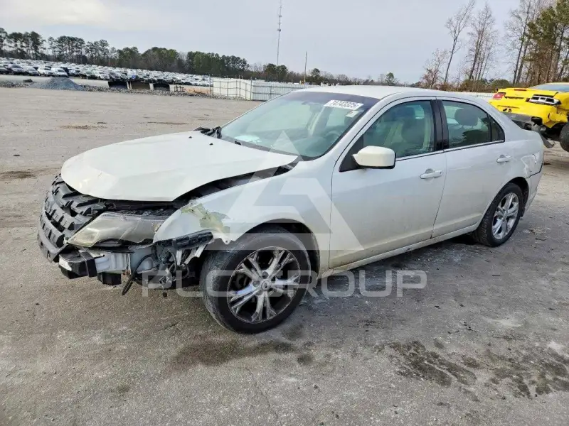 2012 Ford FUSION фото