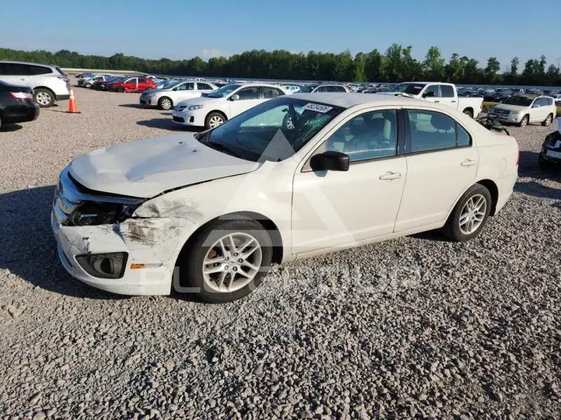2012 Ford FUSION фото