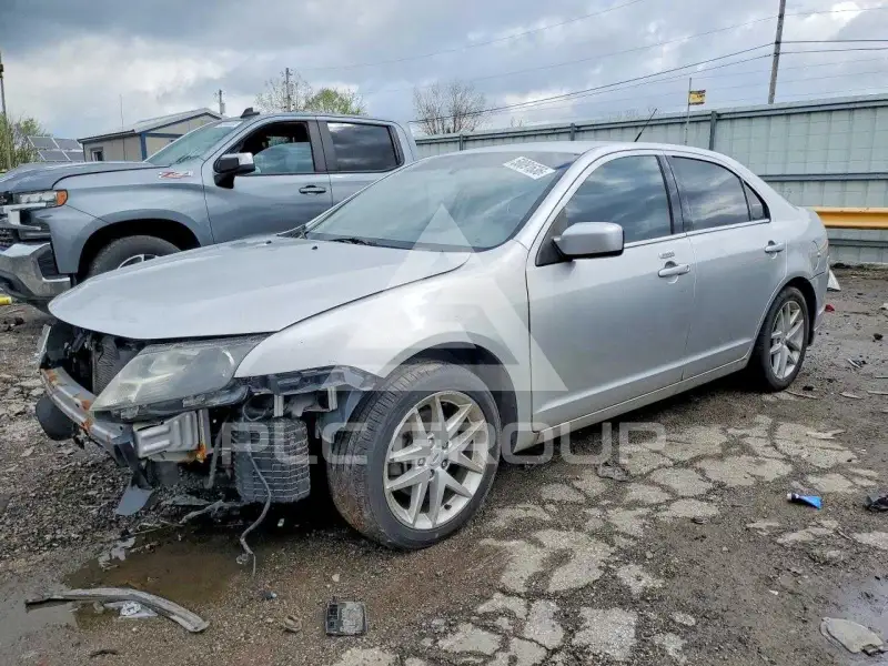 2012 Ford FUSION фото