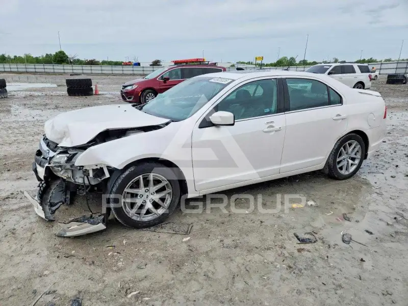 2012 Ford FUSION фото