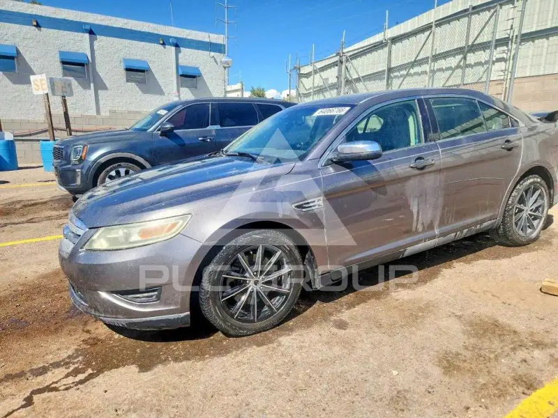 2012 Ford TAURUS фото
