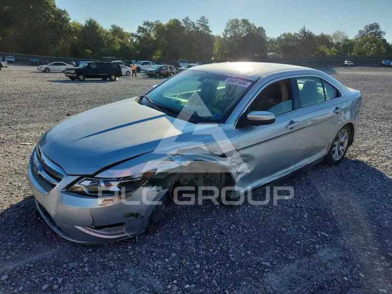 2012 Ford TAURUS фото