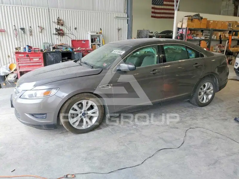 2012 Ford TAURUS фото