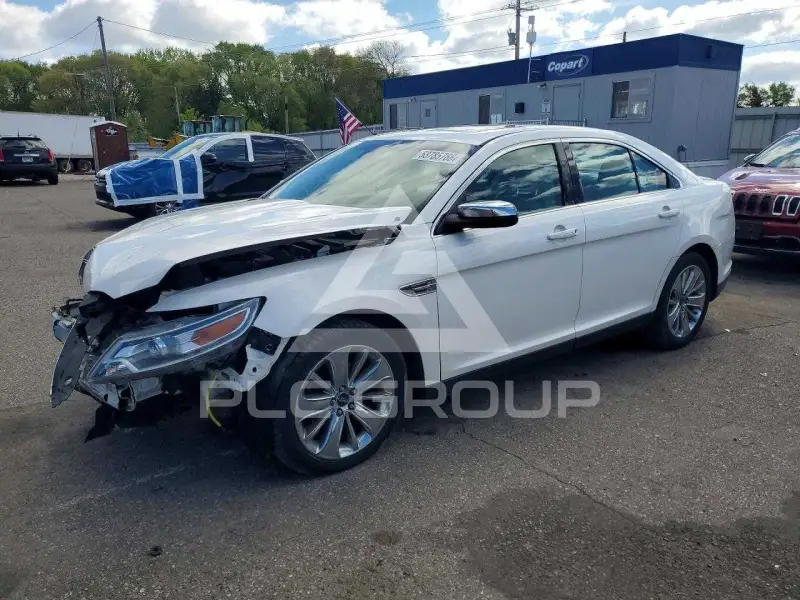 2012 Ford TAURUS photo