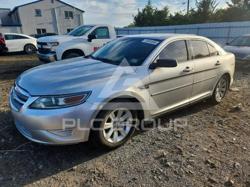 2012 Ford TAURUS photo
