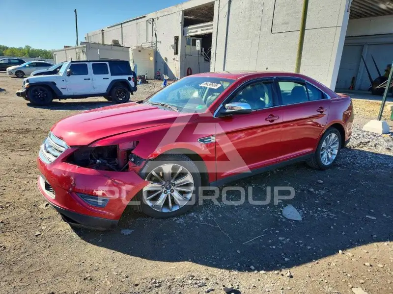 2012 Ford TAURUS фото