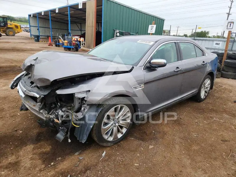2012 Ford TAURUS фото