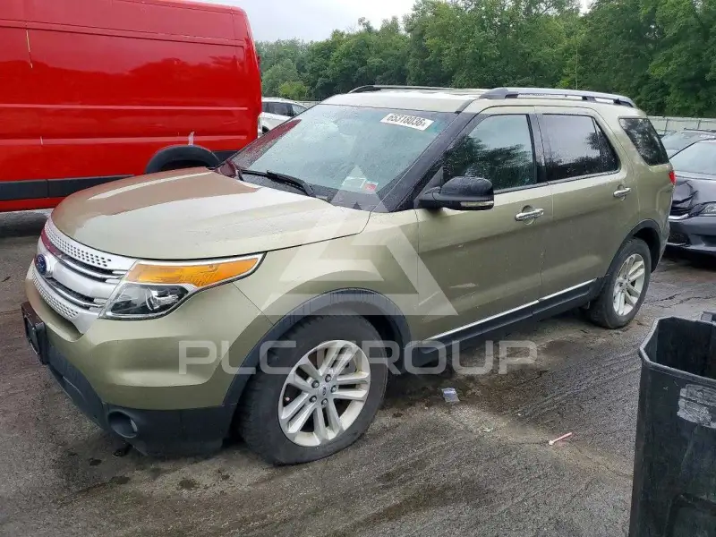 2012 Ford EXPLORER photo