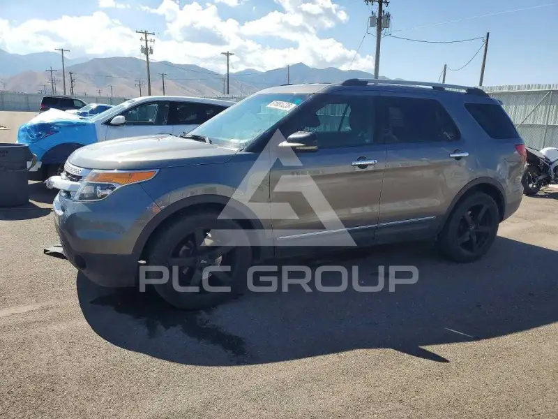 2012 Ford EXPLORER photo