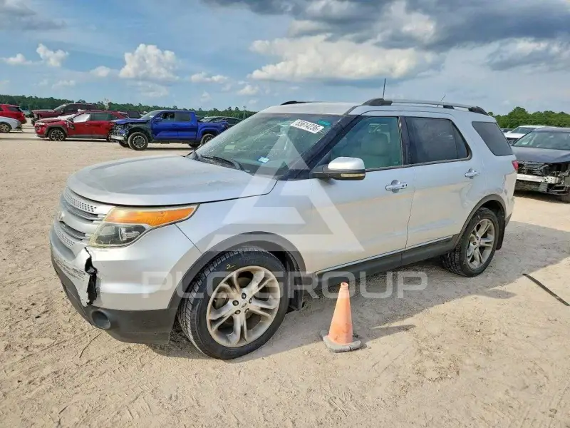 2012 Ford EXPLORER photo