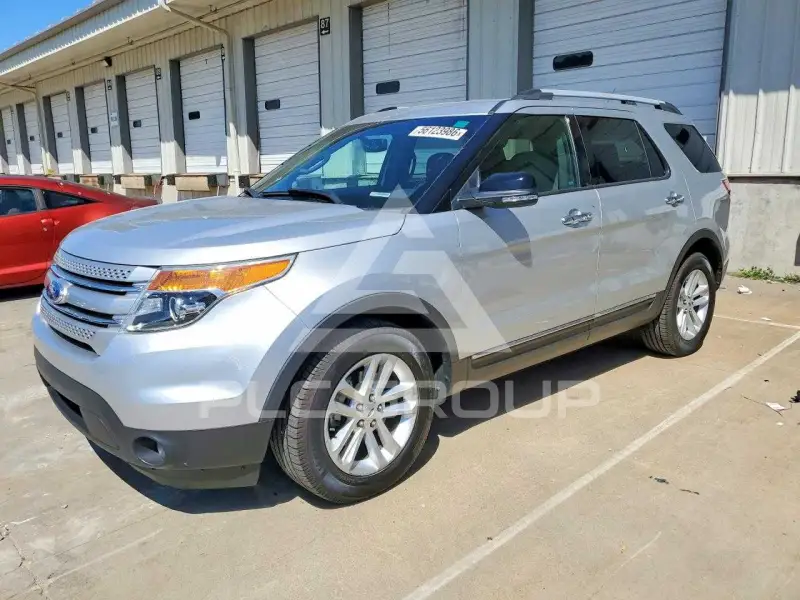 2012 Ford EXPLORER photo