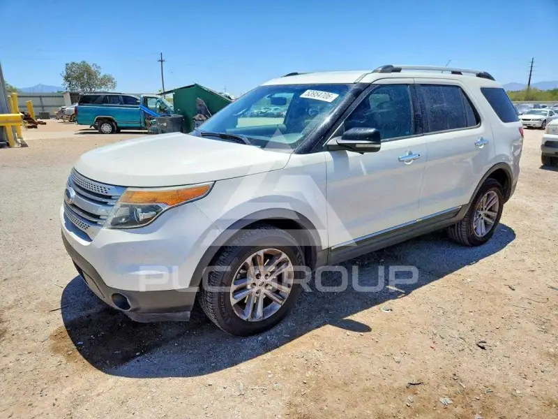 2012 Ford EXPLORER photo