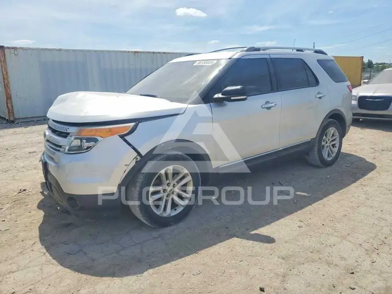 2012 Ford EXPLORER photo